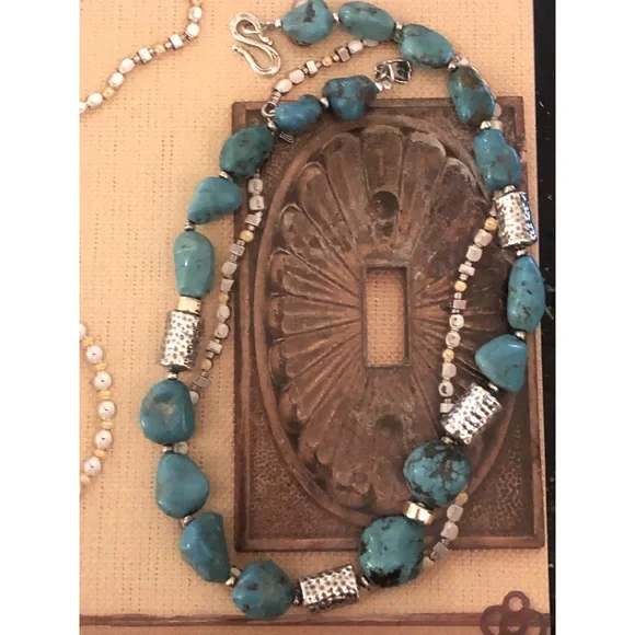 Silpada Chunky Turquoise Necklace - Picture 4 of 6